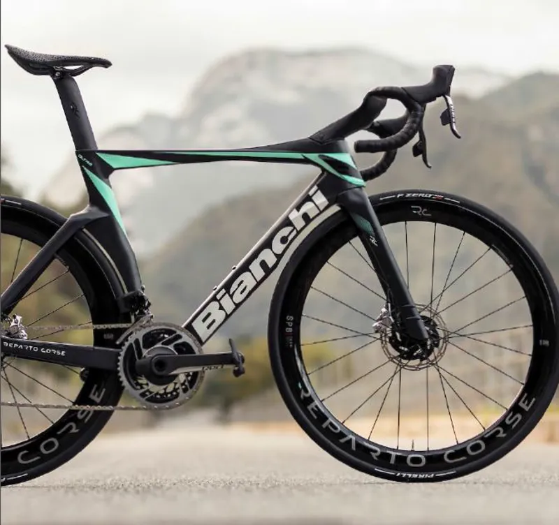 2023 Bianchi Oltre RC Campagnolo Super Record EPS 12 Speed Carbon
